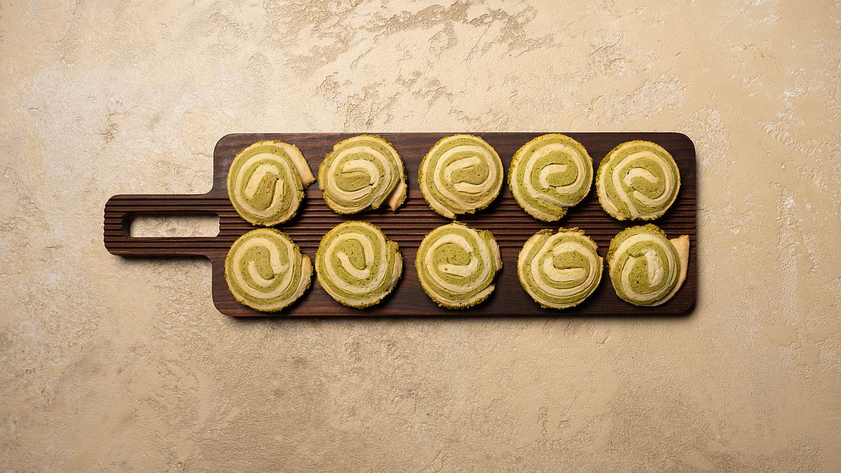 Pistazien-Matcha-Schnecken für die Weihnachtszeit | BORA